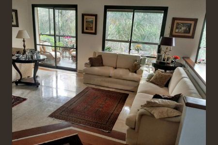 Apartamento à venda com 3 quartos, 200m² em Vila Suzana, São Paulo