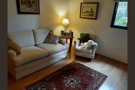Apartamento à venda com 3 quartos, 200m² em Vila Suzana, São Paulo
