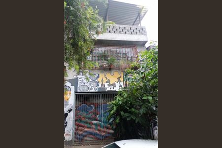 Casa à venda com 199m², 3 quartos e sem vaga