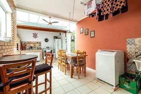 Casa à venda com 2 quartos, 135m² em Jardim Santa Cecilia, Guarulhos