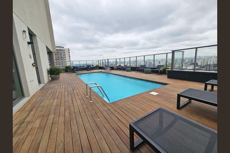 Studio para alugar com 26m², 1 quarto e sem vaga Studio para alugar com 26m², 1 quarto e sem vagaÁrea comum - Piscina