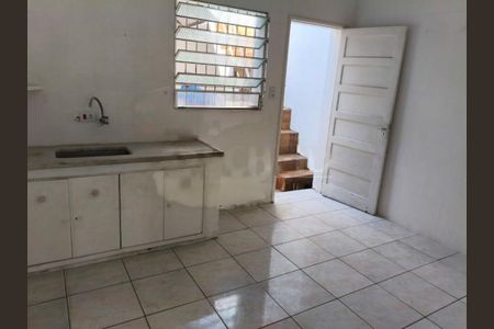 Casa à venda com 93m², 2 quartos e 1 vaga