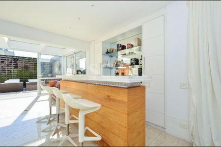 Apartamento à venda com 370m², 3 quartos e 4 vagas