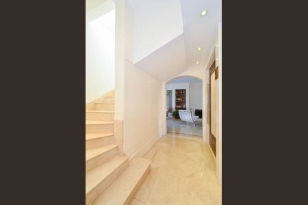 Apartamento à venda com 370m², 3 quartos e 4 vagas