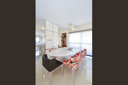 Apartamento à venda com 370m², 3 quartos e 4 vagas