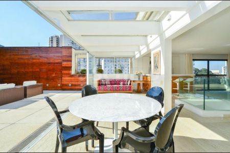 Apartamento à venda com 370m², 3 quartos e 4 vagas