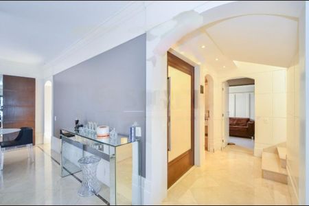 Apartamento à venda com 370m², 3 quartos e 4 vagas