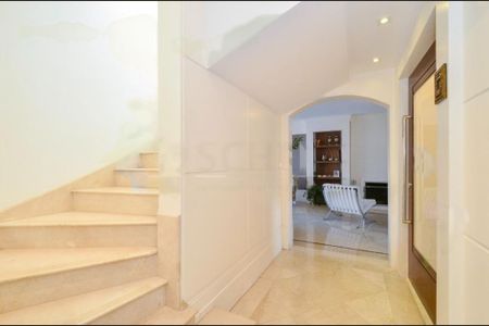 Apartamento à venda com 370m², 3 quartos e 4 vagas