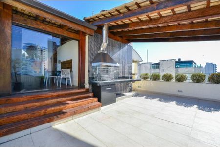 Apartamento à venda com 370m², 3 quartos e 4 vagas