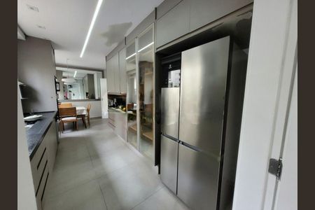 Apartamento à venda com 234m², 4 quartos e 4 vagas