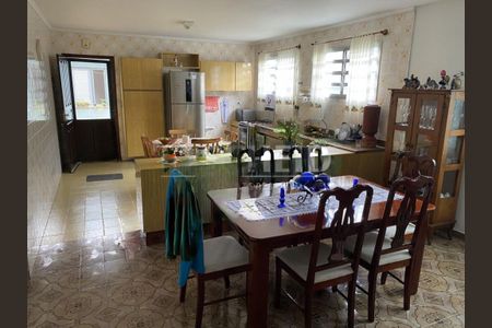Casa à venda com 3 quartos, 270m² em Vila Sao Pedro, São Paulo