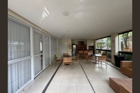 Apartamento à venda com 67m², 2 quartos e 1 vaga