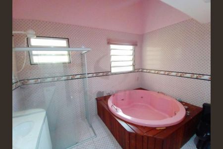Casa à venda com 540m², 5 quartos e 4 vagas
