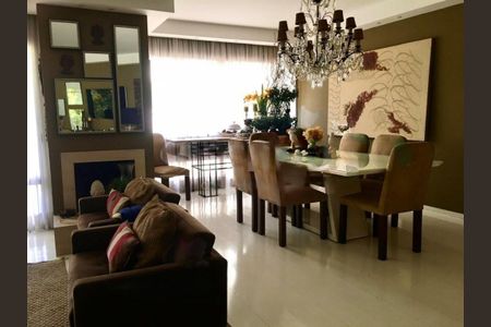 Apartamento à venda com 300m², 3 quartos e 3 vagas