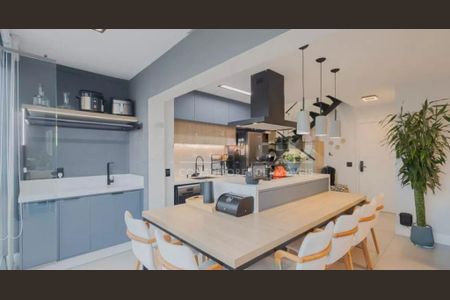 Apartamento à venda com 97m², 2 quartos e 1 vaga