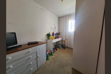 Casa à venda com 215m², 3 quartos e 3 vagas