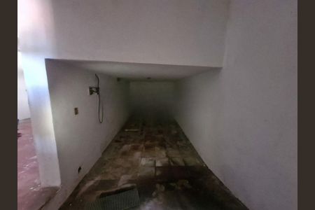 Casa à venda com 215m², 3 quartos e 3 vagas