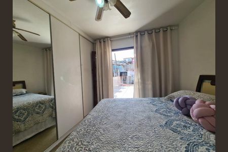 Casa à venda com 215m², 3 quartos e 3 vagas