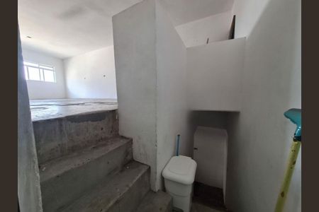 Casa à venda com 215m², 3 quartos e 3 vagas