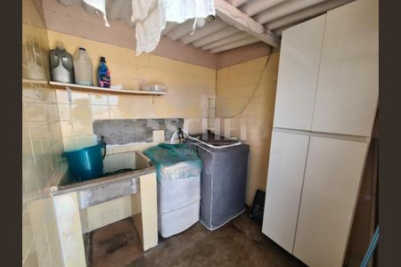 Casa à venda com 215m², 3 quartos e 3 vagas