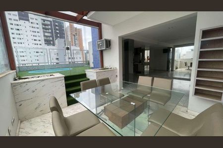 Apartamento à venda com 3 quartos, 213m² em Funcionários, Belo Horizonte