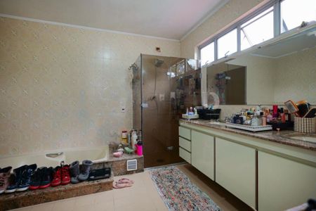 Casa à venda com 580m², 5 quartos e 5 vagas