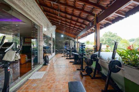 Casa à venda com 580m², 5 quartos e 5 vagas