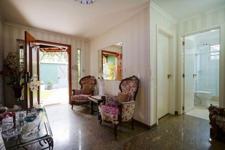 Casa à venda com 5 quartos, 580m² em Santo Amaro, São Paulo