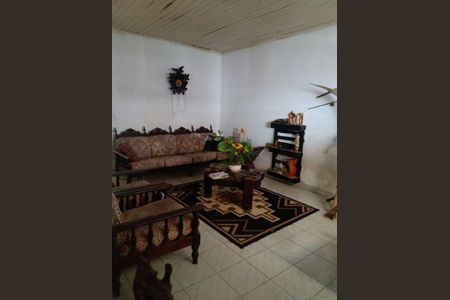 Casa à venda com 3 quartos, 200m² em Campo Grande, São Paulo