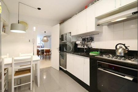 Apartamento à venda com 4 quartos, 156m² em Morumbi, São Paulo
