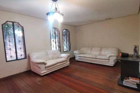 Casa à venda com 2 quartos, 250m² em Vila Morse, São Paulo