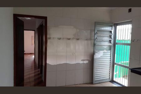 Casa à venda com 3 quartos, 125m² em Cidade Dutra, São Paulo
