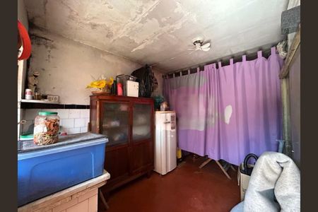 Casa à venda com 3 quartos, 228m² em Campininha, São Paulo