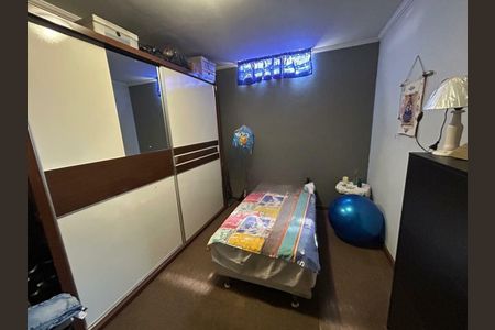 Casa à venda com 3 quartos, 228m² em Campininha, São Paulo