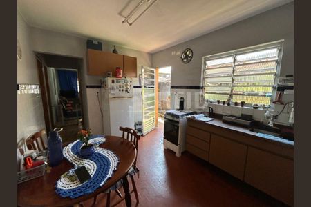Casa à venda com 3 quartos, 228m² em Campininha, São Paulo