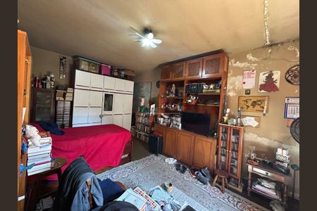 Casa à venda com 3 quartos, 228m² em Campininha, São Paulo