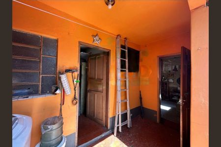 Casa à venda com 228m², 3 quartos e 2 vagas
