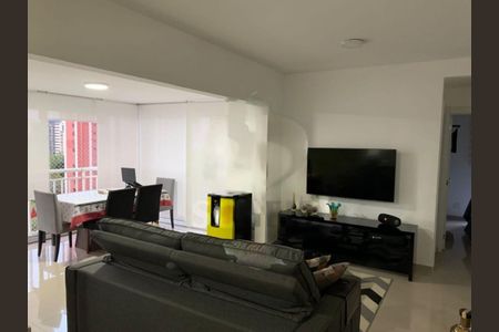 Apartamento à venda com 72m², 2 quartos e 1 vaga