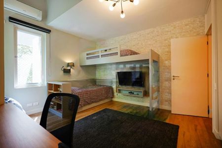 Casa à venda com 530m², 3 quartos e 2 vagas