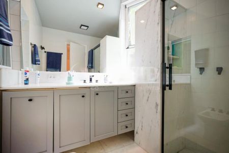 Casa à venda com 530m², 3 quartos e 2 vagas
