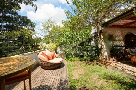 Casa à venda com 530m², 3 quartos e 2 vagas
