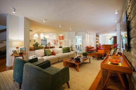 Casa à venda com 530m², 3 quartos e 2 vagas