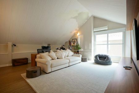 Casa à venda com 530m², 3 quartos e 2 vagas