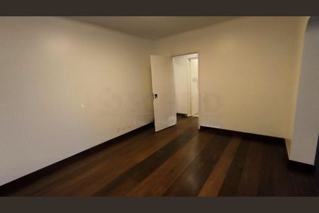 Apartamento à venda com 296m², 4 quartos e 4 vagas