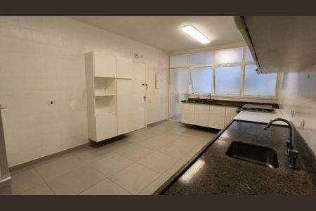 Apartamento à venda com 296m², 4 quartos e 4 vagas