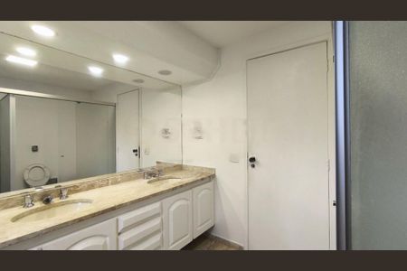 Apartamento à venda com 296m², 4 quartos e 4 vagas