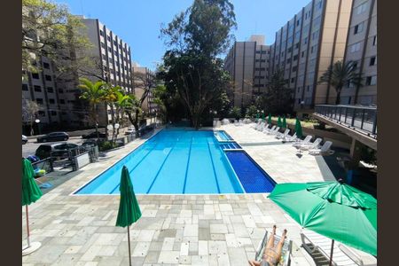 Apartamento à venda com 3 quartos, 6540m² em Jardim Taquaral, São Paulo