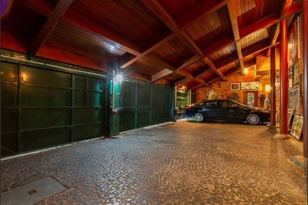 Casa à venda com 6 quartos, 900m² em Granja Julieta, São Paulo