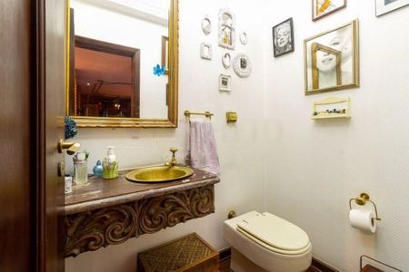 Casa à venda com 900m², 6 quartos e sem vaga