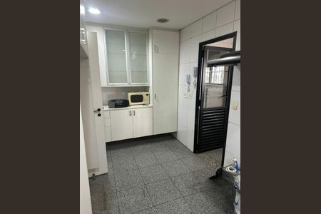 Apartamento à venda com 2 quartos, 118m² em Vila Nova Conceição, São Paulo